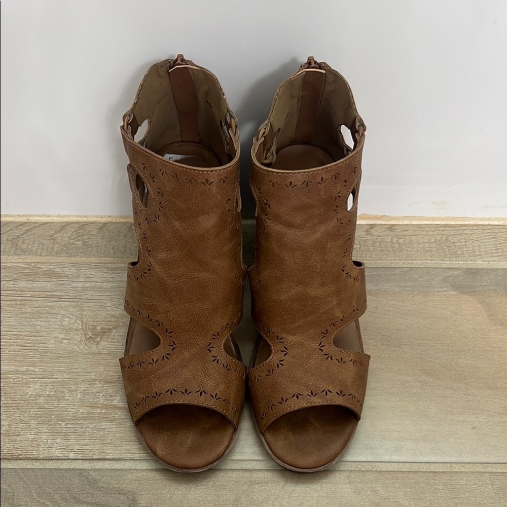 Brown Peep-Toe Jellypop Boots